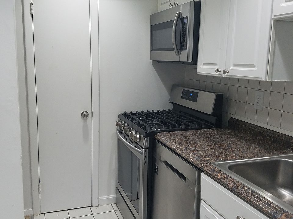 2nd image of 12411 Braxfield Ct APT 4