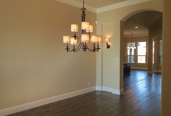 Lauren II dining room