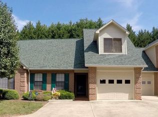 1646 20th Avenue Ct NE, Hickory, NC 28601