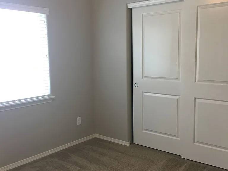 1505 SW 36th Loop — Photo 6