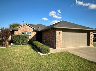 607 NW Granite Ave, Cache, OK 73527