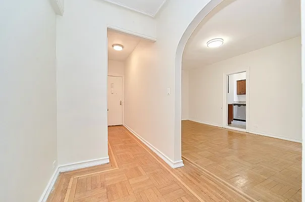 Rented by A&E Real Estate Management | media 9