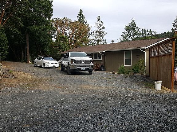 4th image of 10038 Highway 238