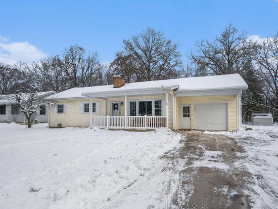 1609 Orchard Dr, Portage, MI 49002
