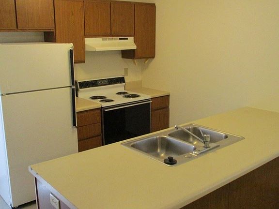 5th image of 3548 Prescott Dr