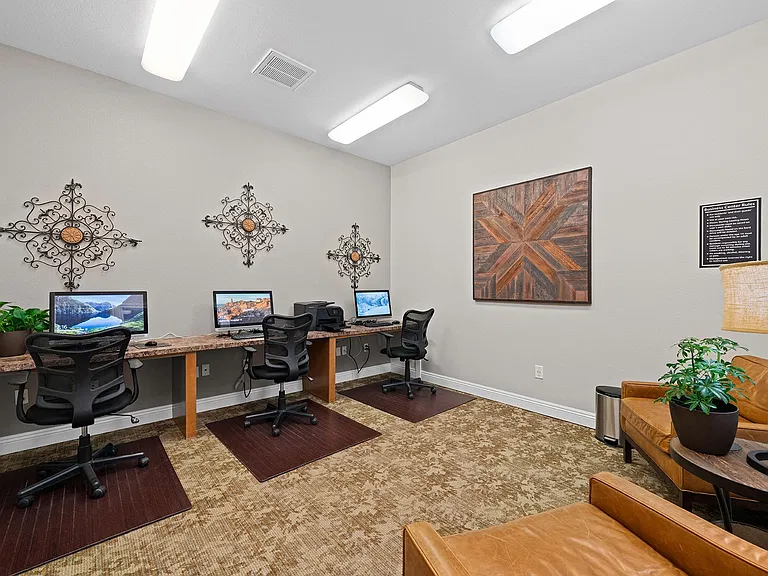 Antelope Ridge Apartments — Photo 7