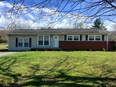 220 Simmons Ave, Erwin, TN, 37650