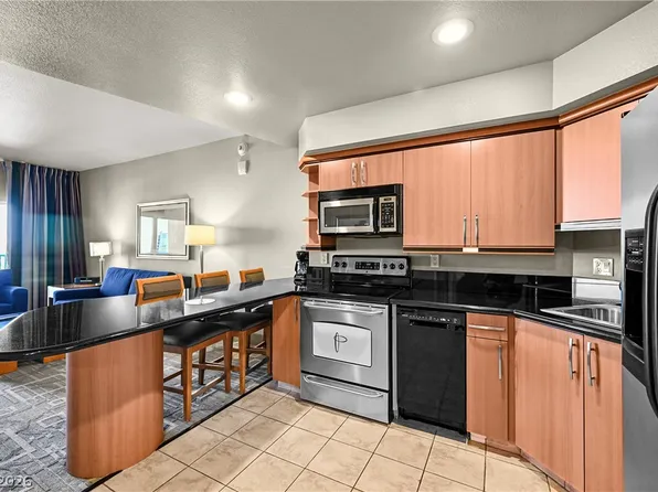 211 E Flamingo Rd #1407, Las Vegas, NV 89109
