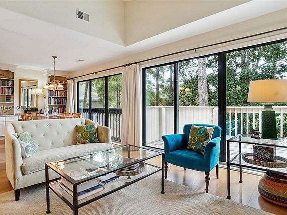 5th image of 125 Shipyard Dr APT 198
