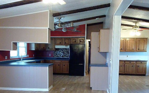 5th image of 215 W Centergate St