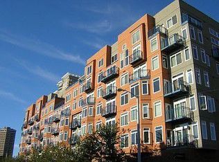 2414 1st Ave APT 305, Seattle, WA 98121