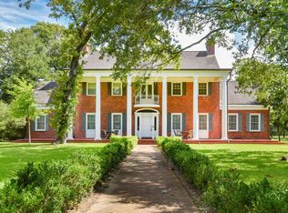 1610 Oak Shadows St, Baytown, TX 77520