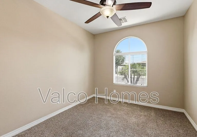 2717 E Ficus Way — Photo 7