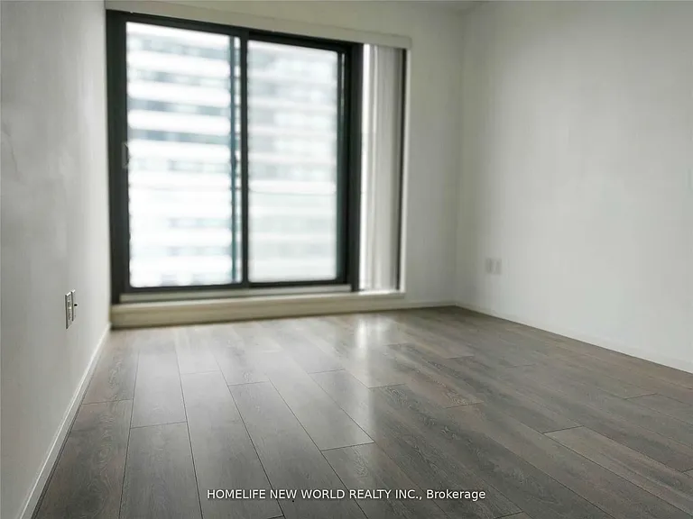 159 Dundas St E #1805 — Photo 4