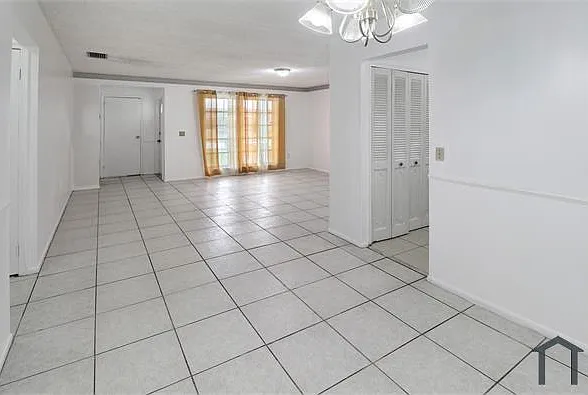 12020 NW 34th Pl — Photo 16