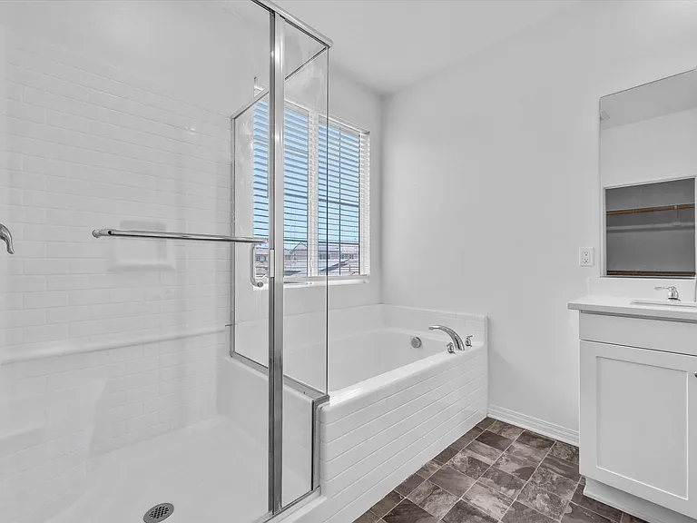 2978 E Penny Ln — Photo 28