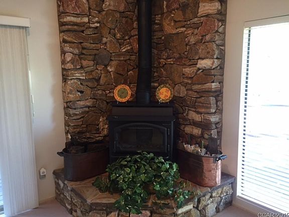 4th image of 1615 Sandalwood Dr