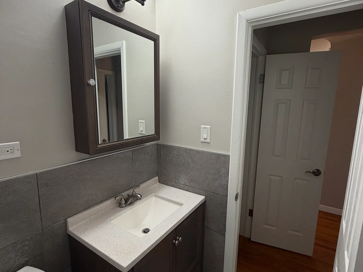 4 bed, 1700 sqft, $2,750 — Photo 2