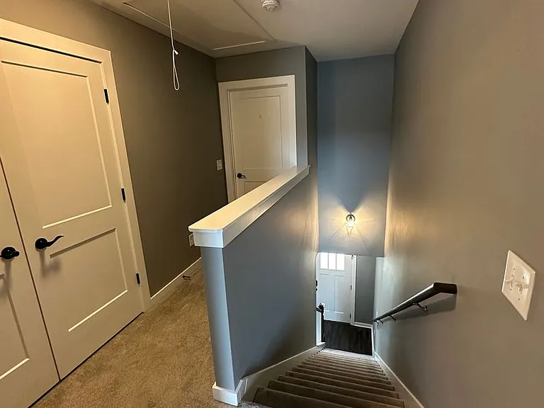 1123 Waterburg Ln — Photo 8