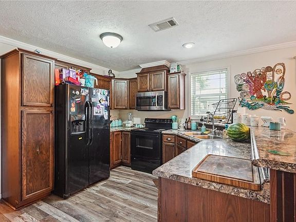 5th image of 117 Planters Canal Rd