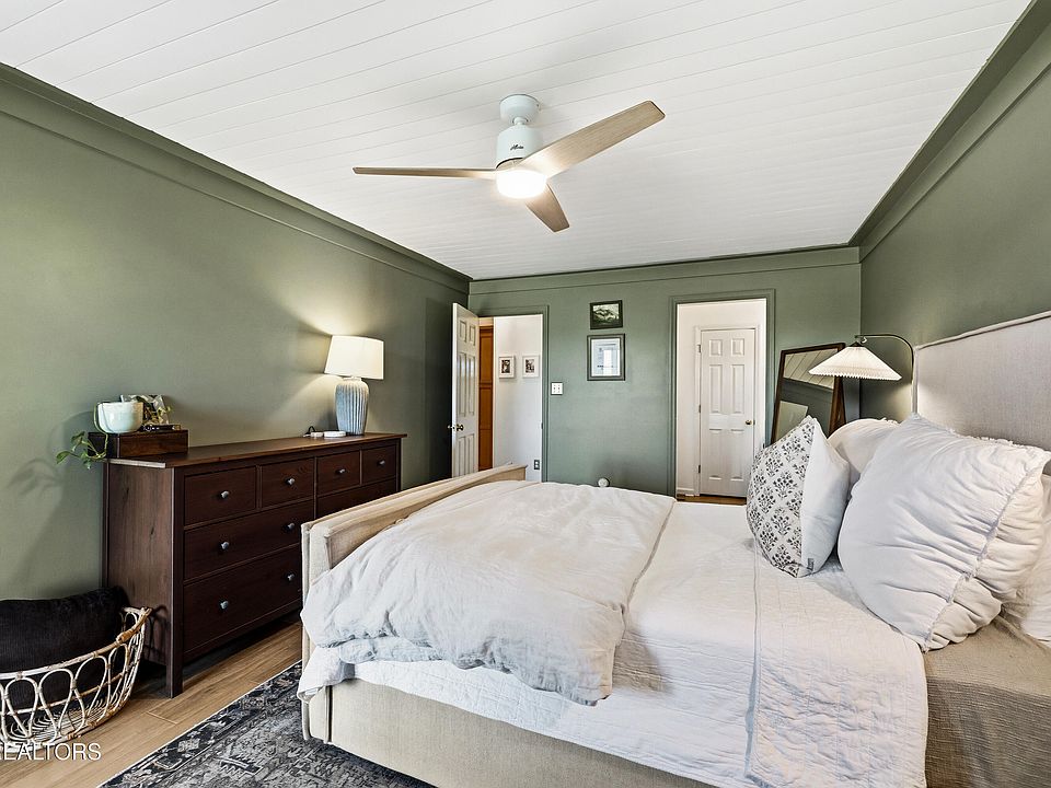 19th image of 7714 Washington Pike