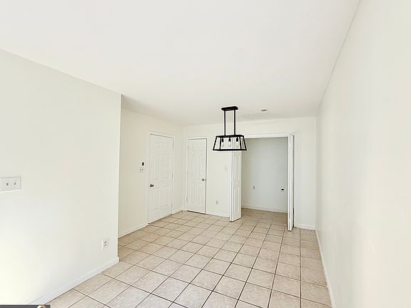 3rd image of 2700 Woodward Rd