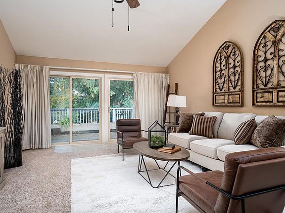 4th image of 3278 Amethyst Ln