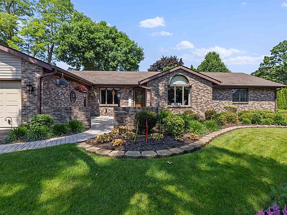 2nd image of 3173 Valley Woods Dr