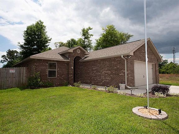 2nd image of 5741 Blackhorse Cir