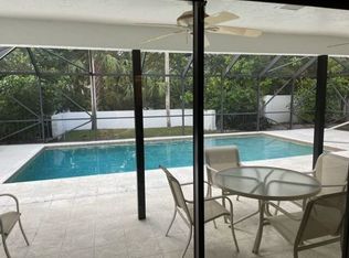 6968 S Grande Dr, Boca Raton, FL 33433