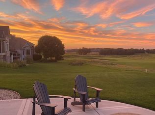 690 Inverness St, Oregon, WI 53575