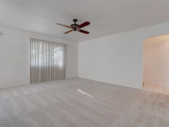 5th image of 5283 Orinda Ave