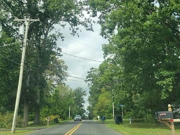 4th image of 1811 Herbert Blvd