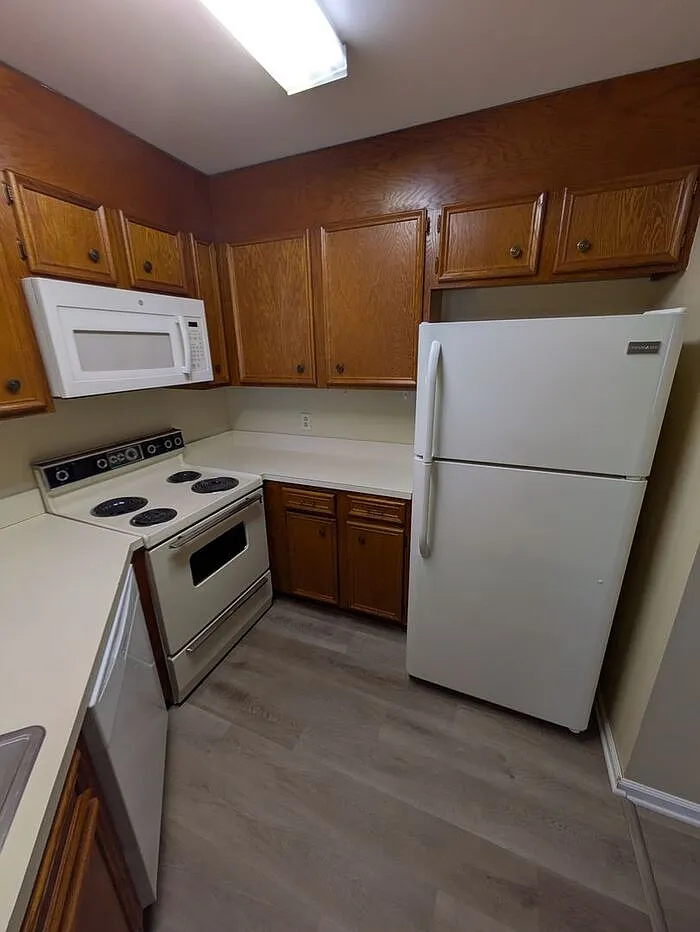 2 bed, 2.0 bath, $1,245 — Photo 4