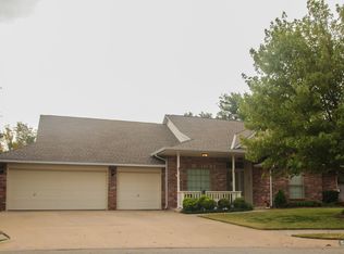 508 Harrier Hawk, Edmond, OK 73003