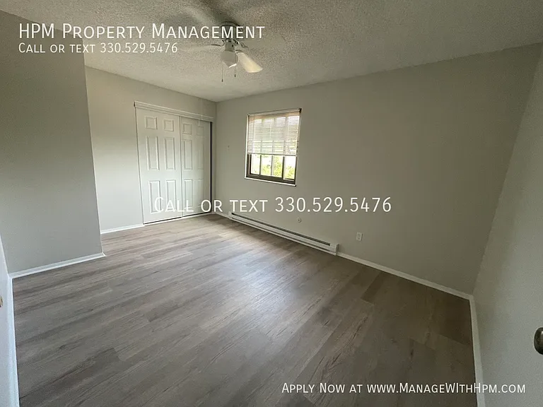 1017 Howe Ave #22 — Photo 2