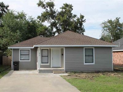 816 Atlanta Ave, Nederland, TX, 77627