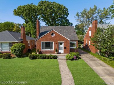 21111 Fleetwood Dr, Harper Woods, MI, 48225