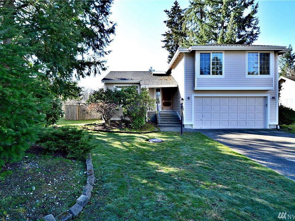 1st image of 9014 81st St SW
