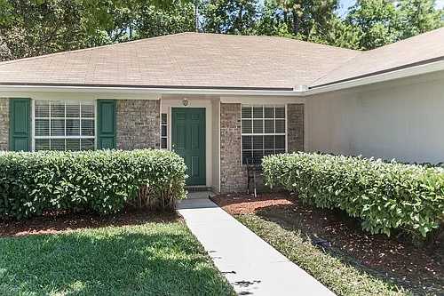 4429 Apple Leaf Dr E Photo 1