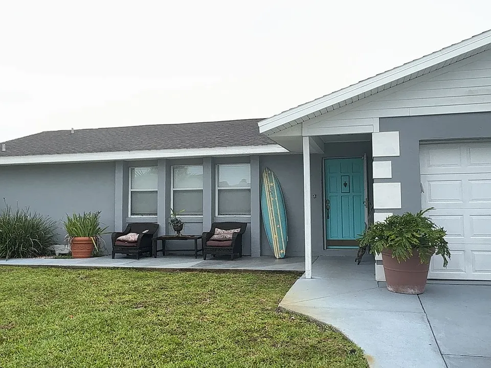 2 Cheyenne Ct