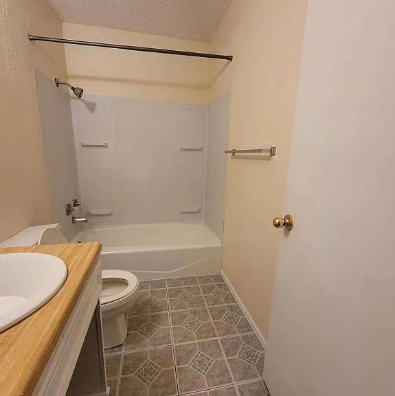 735 S Jackson St #11 — Photo 17