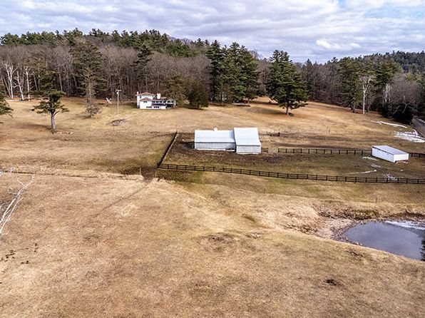 287 Halds Rd, Westport, NY 12993