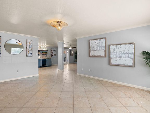 5th image of 4016 E Ludlow Drive