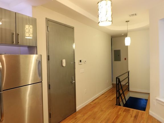 3rd image of 683 Sterling Pl APT 01R