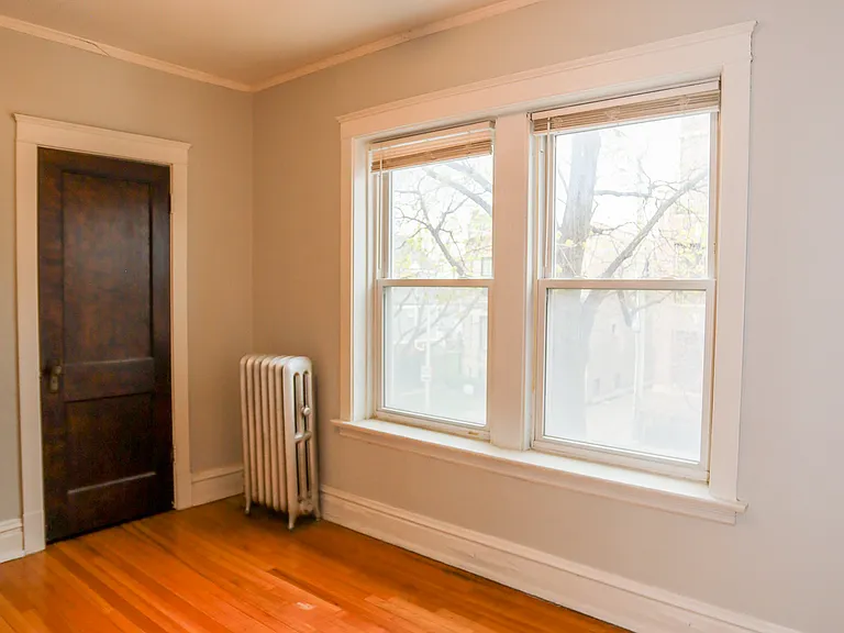 3949 N Hoyne Ave #2 — Photo 9