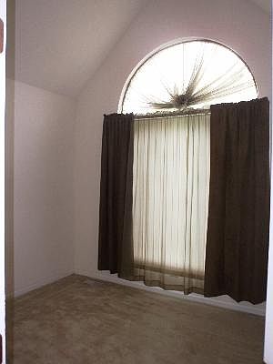 3rd image of 13247 Flagg Dr
