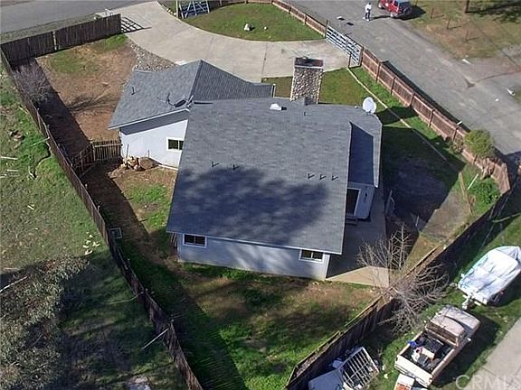 2nd image of 2956 Peach Way