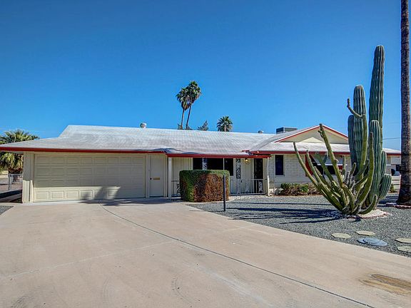 3rd image of 11613 N Capri Dr