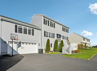 43 Gedney Dr, Peabody, MA 01960